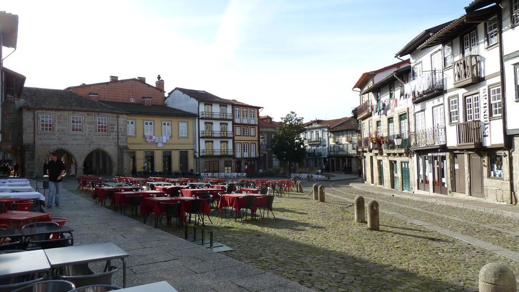 Santiago 31 Hostel Guimarães Buitenkant foto