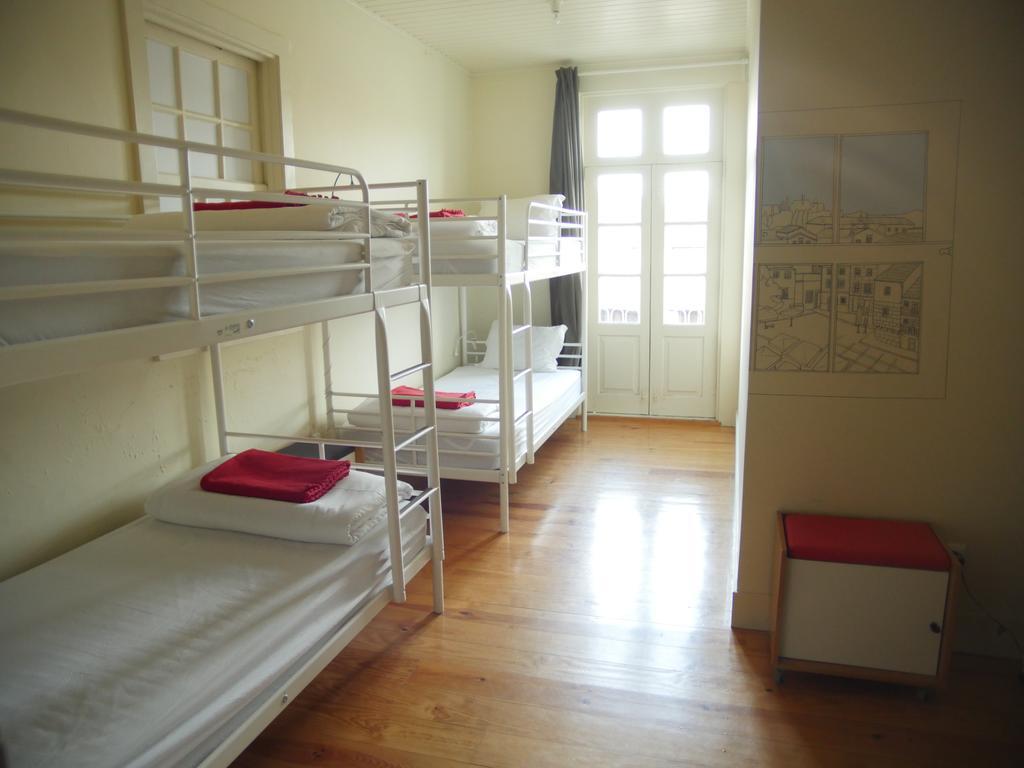Santiago 31 Hostel Guimarães Buitenkant foto