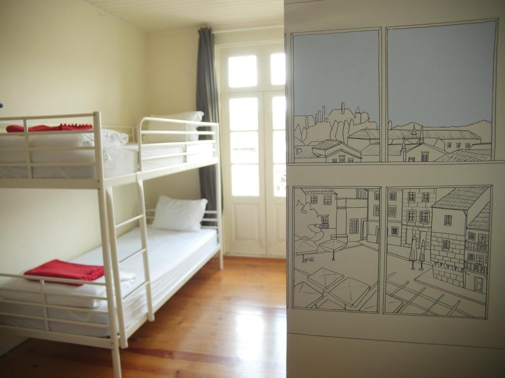 Santiago 31 Hostel Guimarães Buitenkant foto